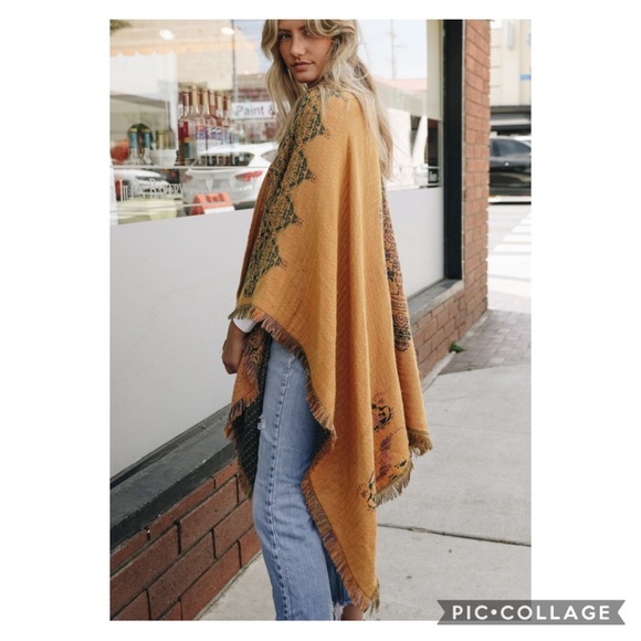 LAST 1❤️Mustard Boho Medallion Wrap - Picture 3 of 9